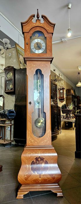 Zegar Kwadransowy zdobiony Intarsją