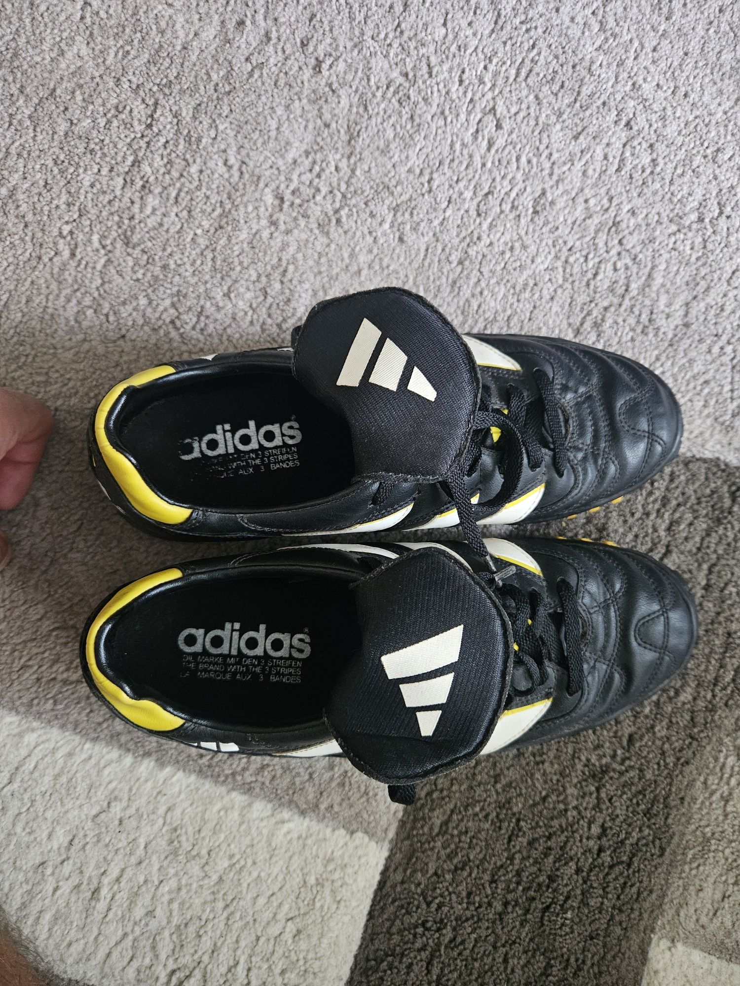 Сороканожки Adidas бутси футбол