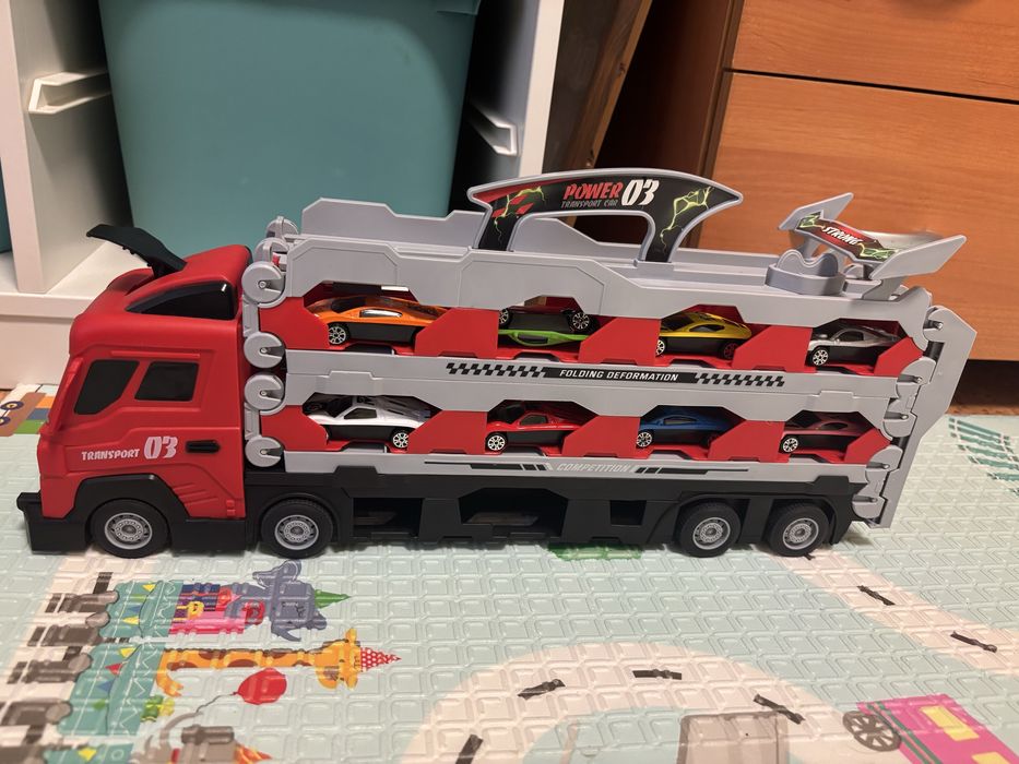 Іграшкова фура, автовоз , вантажівка