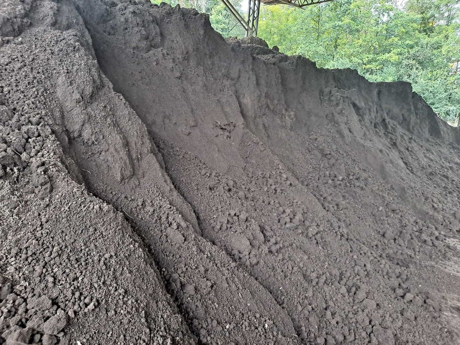 Ziemia ogrodowa siana, czarnoziem, humus, pod trawnik, pod warzywa