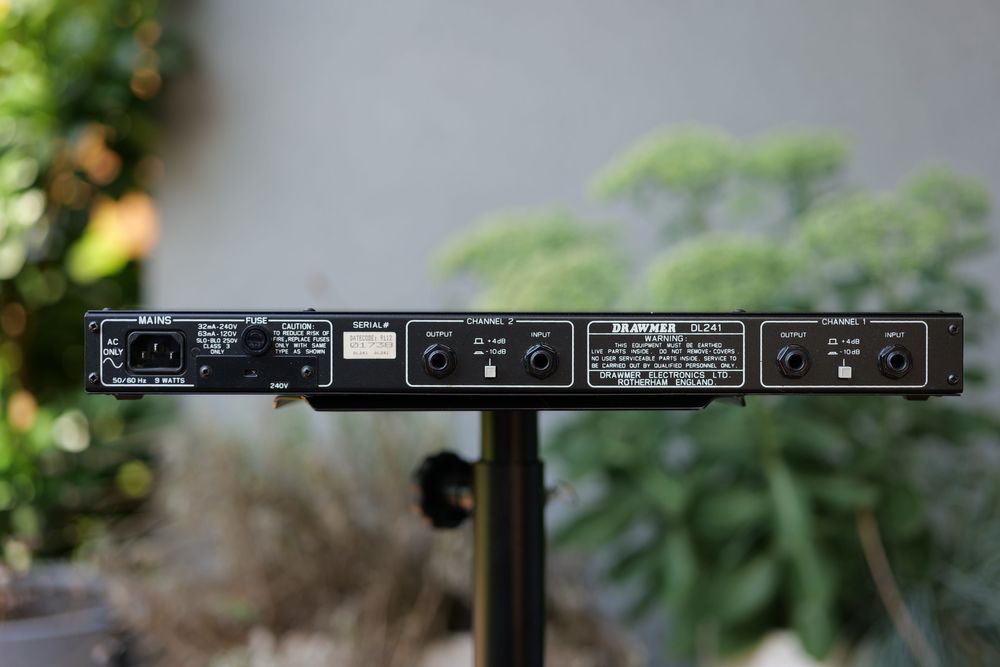 DRAWMER DL241 - Analogowy Kompresor Audio Studyjny