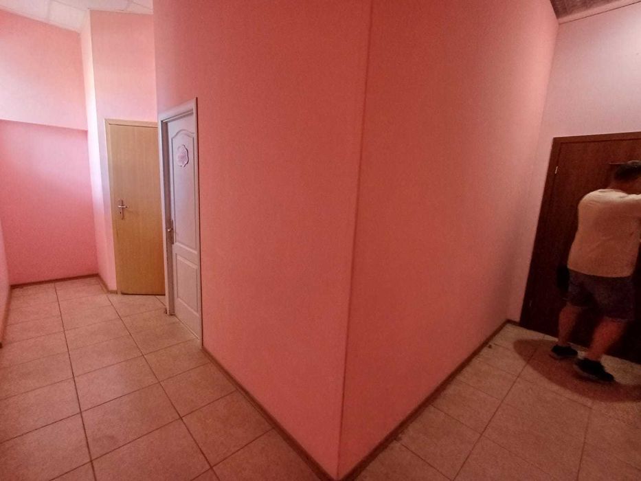 360м2 три поверхи по 80м2+підвал