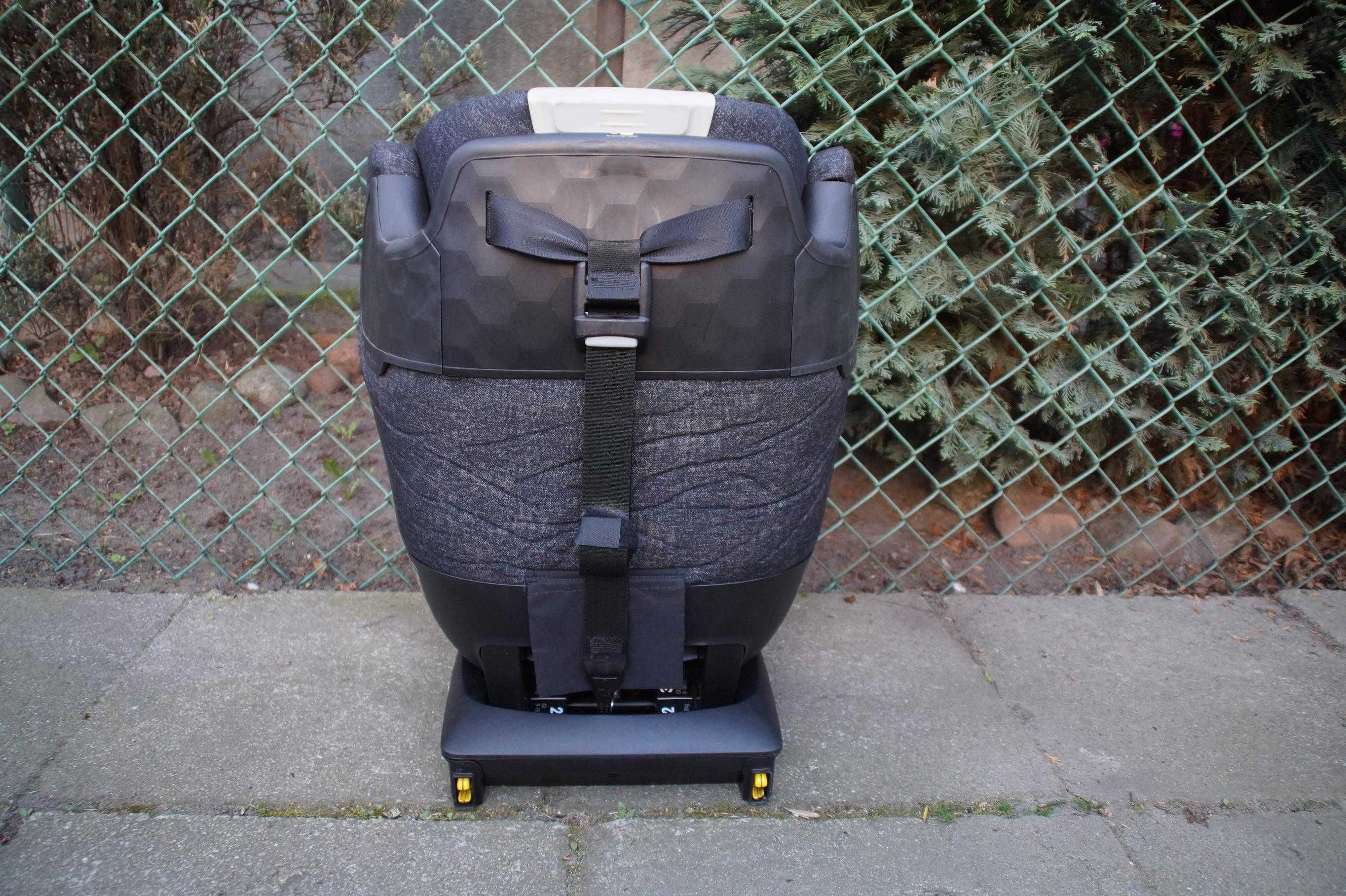 Titan Pro Maxi Cosi 9-18 kg IsoFix