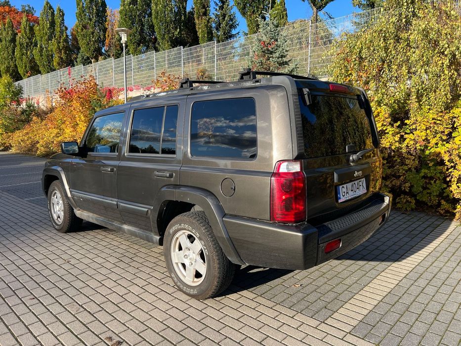 Jeep Commander Jeep Commander 3.7 V6 Benzyna + LPG (2006) – 7-osobowy