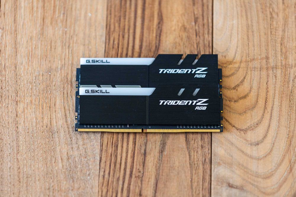 G.SKILL KIT 16GB (2 X 8GB) DDR4 3200MHZ tident z rgb CL14