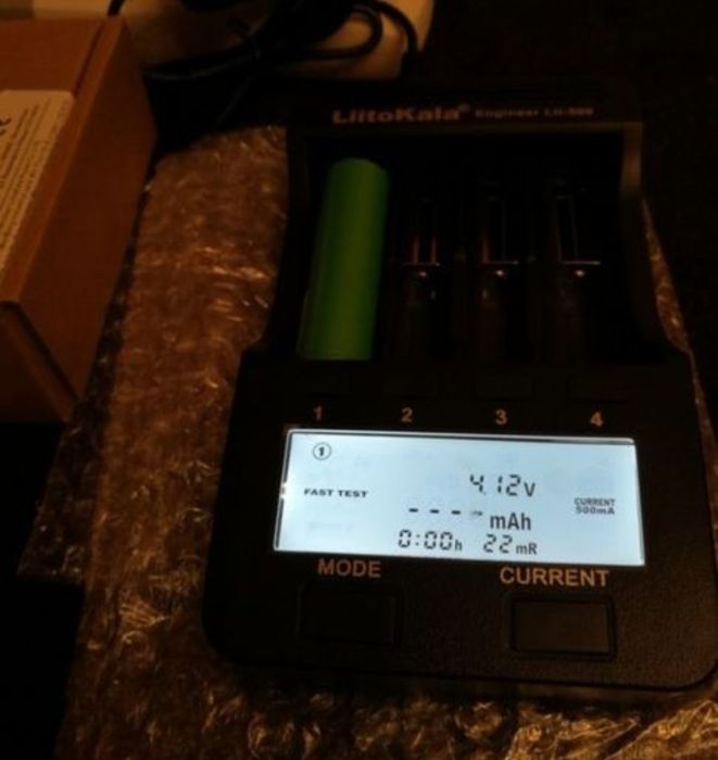 LitoKala lii 500 зарядное устройство для li-ion и NiMh аккумуляторов.