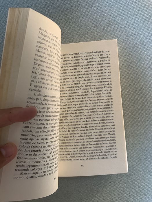 Livro- A cidade e as Serras (Eça de Quirós)