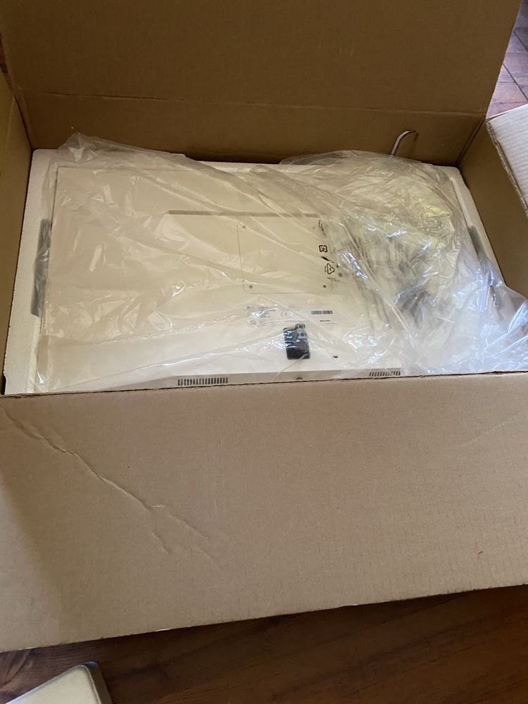 Monitor LG 27UK600-W 27" 4K UHD IPS