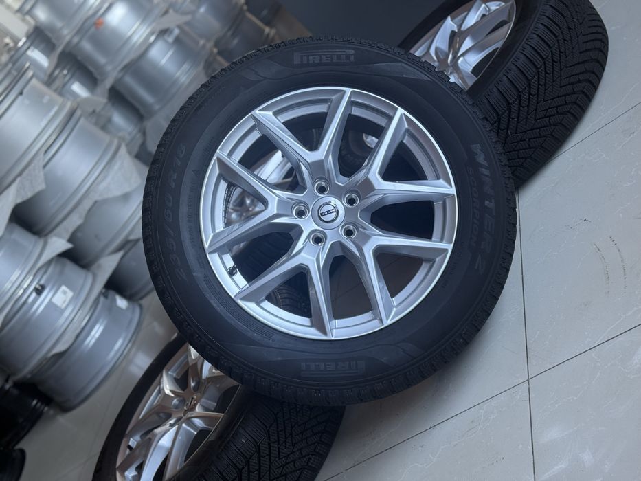 Диски оригінал Volvo XC60 r18/5/108 шини зимові 235/60/18 Pirelli