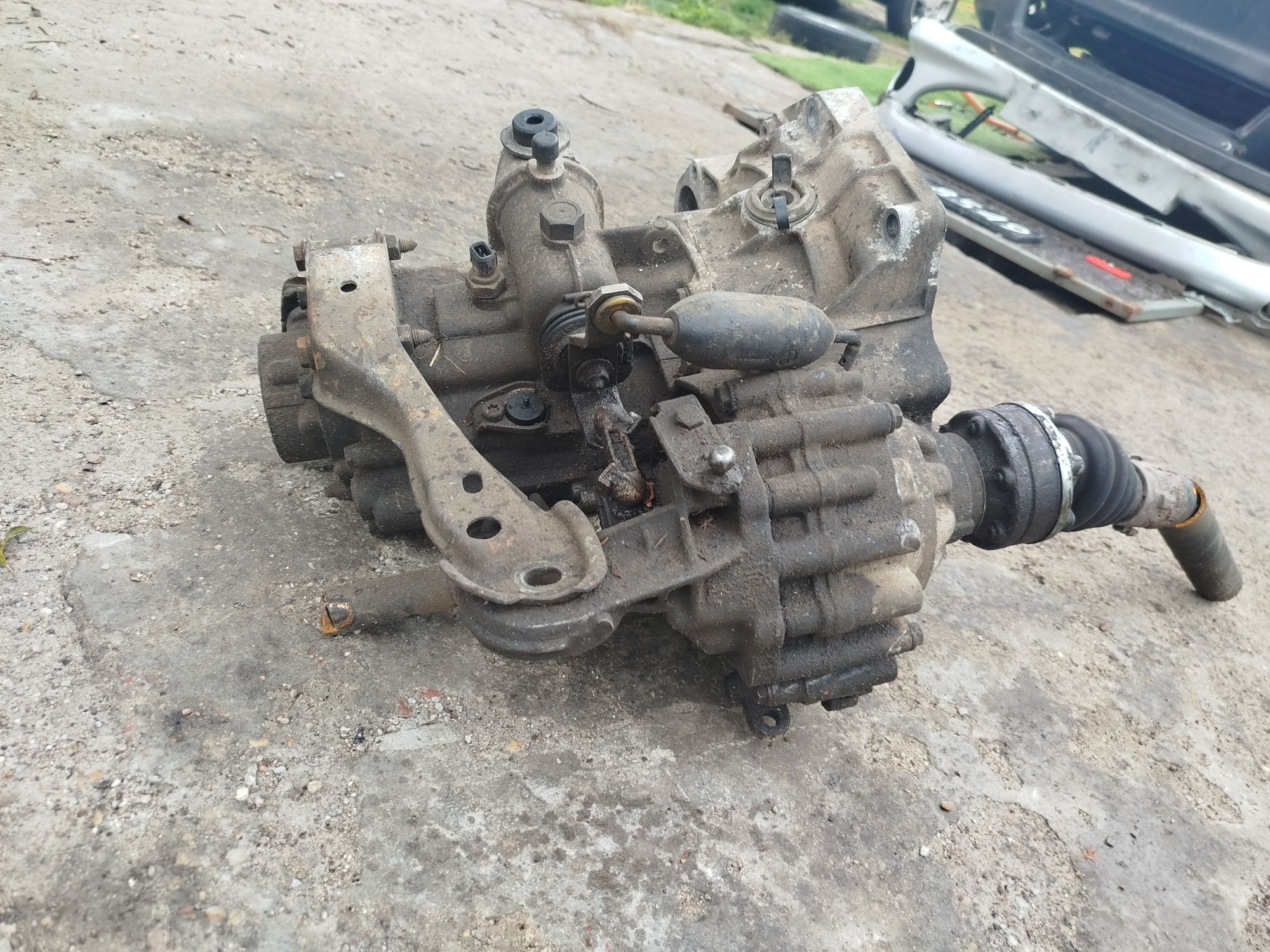 Skrzynia biegów VW caddy 1.9 sdi 1.9 td