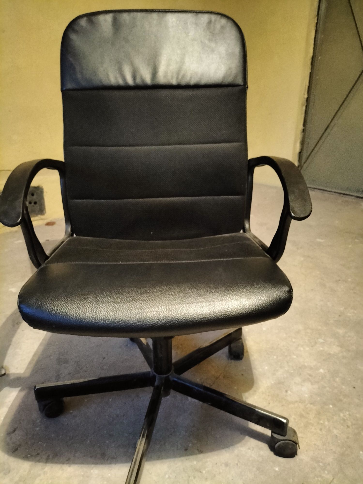 Krzesło biurowe Renberget