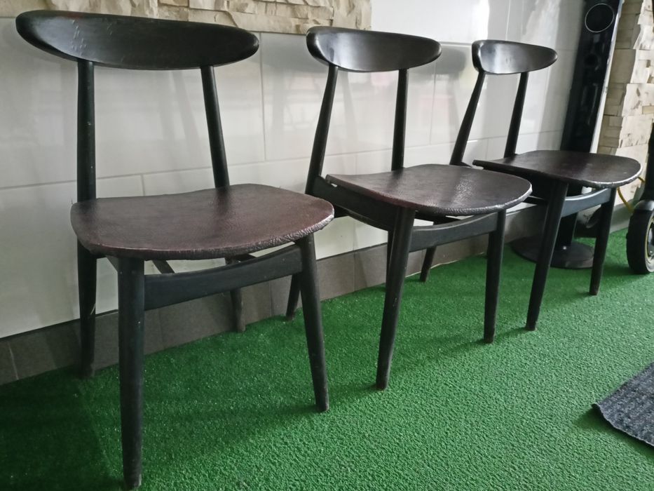 Krzesła hałas model 200-190 PRL