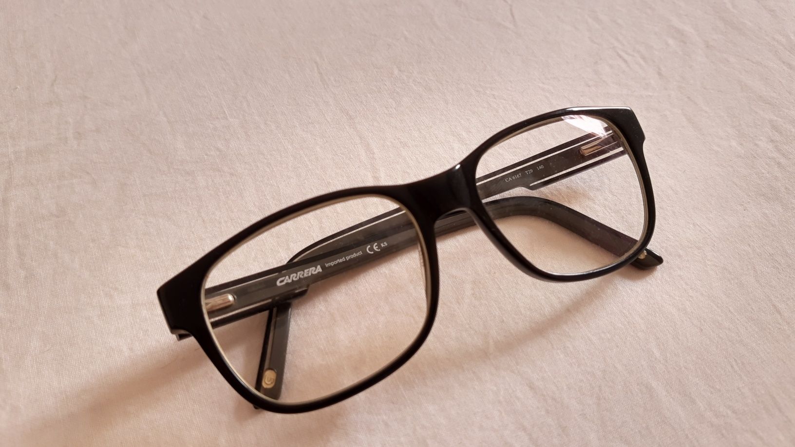 Óculos Carrera originais preto e cinza