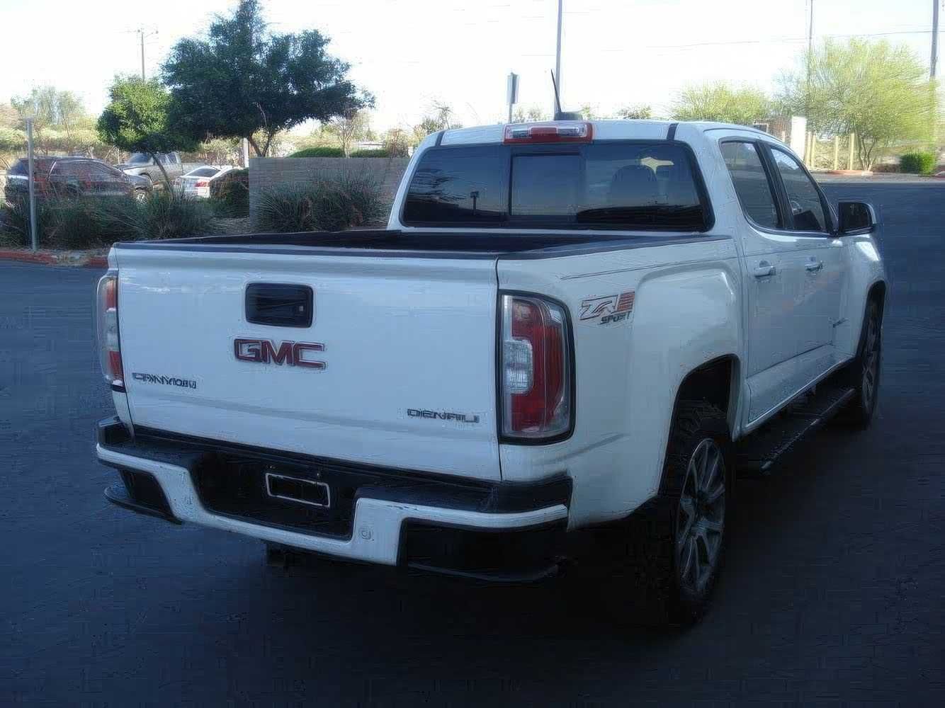 2020 GMC Canyon Denali Crew Cab RWD