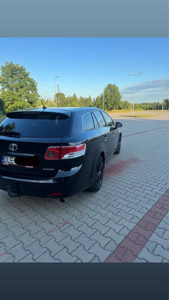 Toyota Avensis 2.2 d-cat NISKI PRZEBIEG!