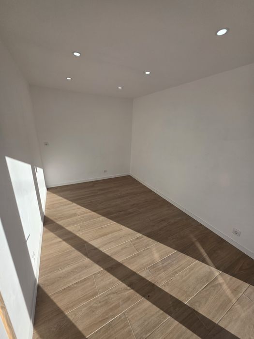 anexo / apartamento T2 despesas incluídas