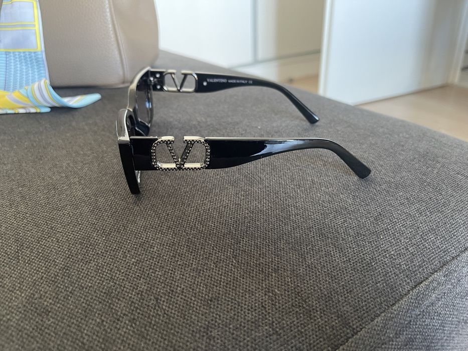 Okulary przeciwsłoneczne Valentino