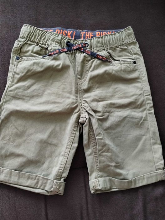 15 zł spodenki eleganckie brązowe roz. 140