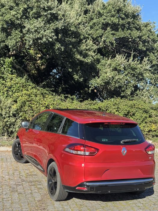 Renault clio sport tourer