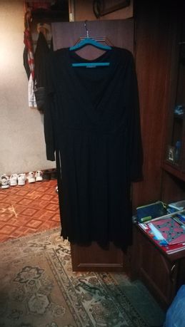 Чёрное платье с поясом