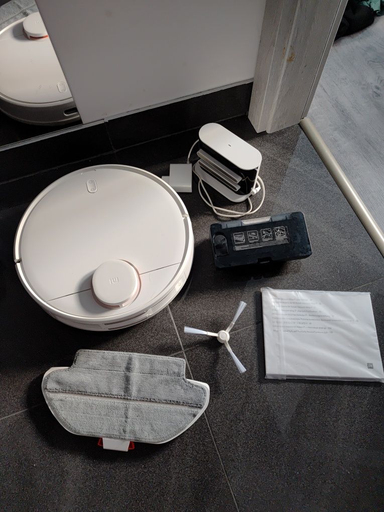 Mi Robot Vacuum-Mop XAOMI