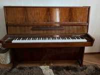 Продам піаніно Україна в домі з ГРУЗОВИМ ЛІФТОМ