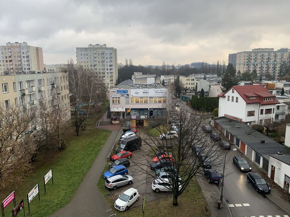 Kawalerka, oddzielna kuchnia, balkon, Mokotow