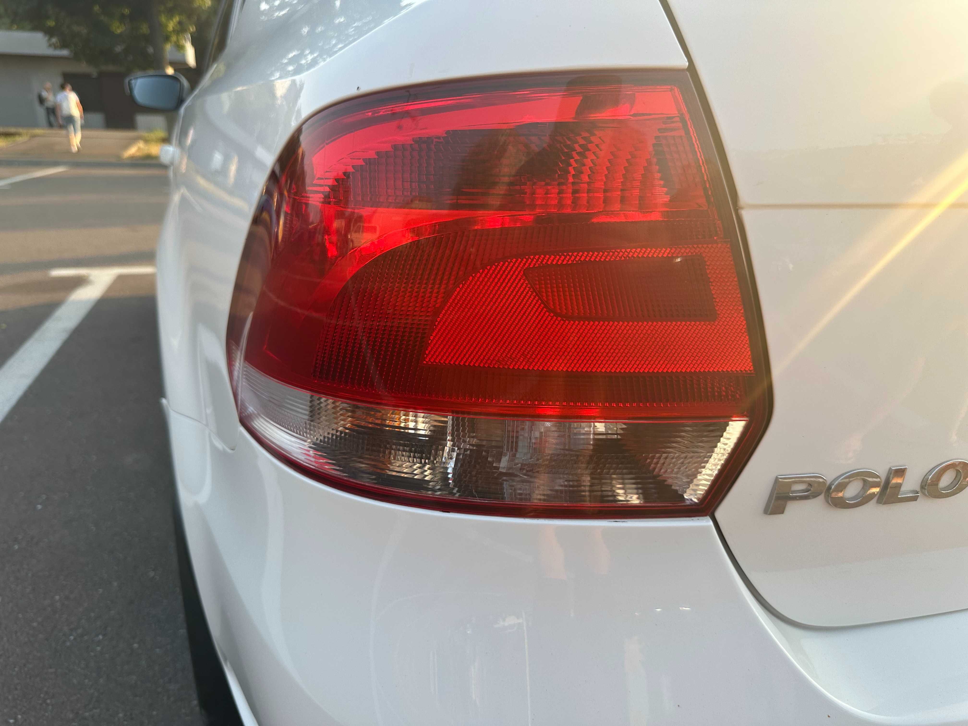 Продам Volkswagen Polo Sedan (2012)