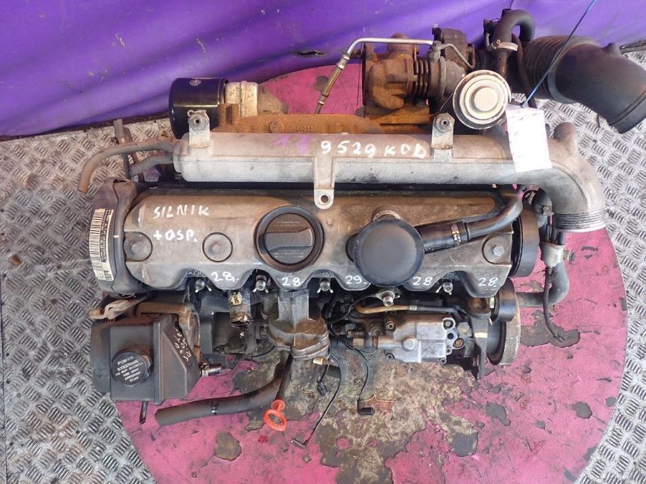 VOLVO 850 2,5 TDI D5252T 140KM SILNIK TEST KOMPRESJI KOMPLETNY POMPA TURBO