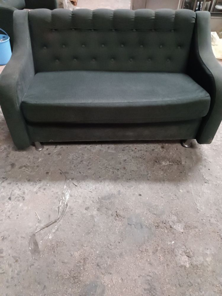 Продам отличный Диван