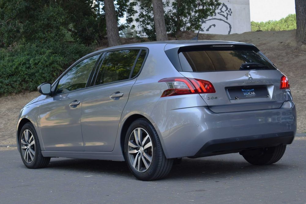 2021/03 | Peugeot 308 1.2 PureTech Style 110cv | 48 Mil KM