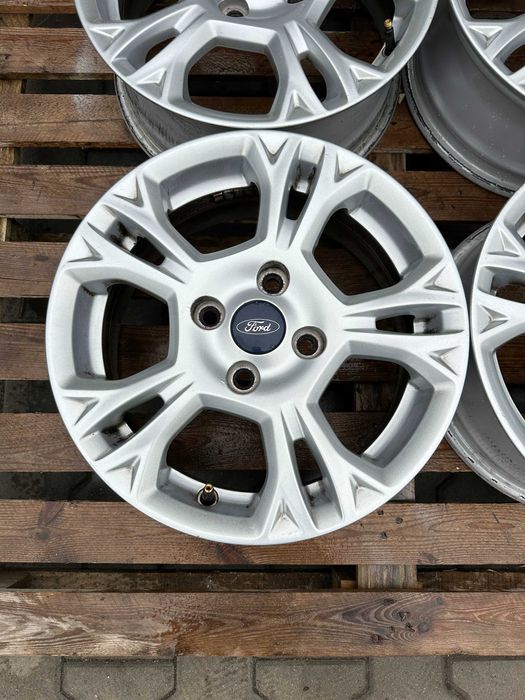 4x108 6j x 15" et37,5 FORD OE komplet alufelgi