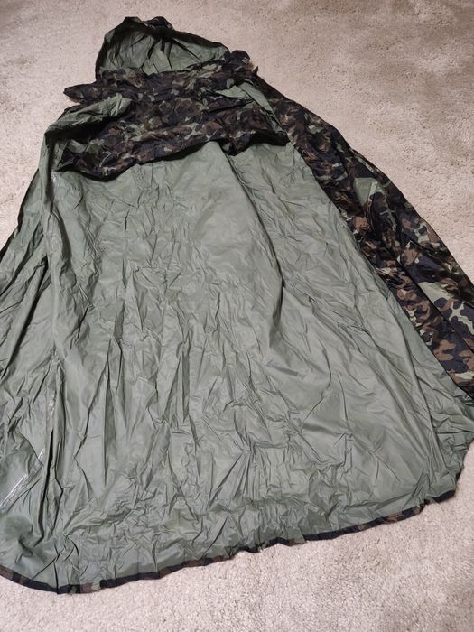 Дождевик (плащ-накидка) с капюшоном и чехлом камуфлированный Украина