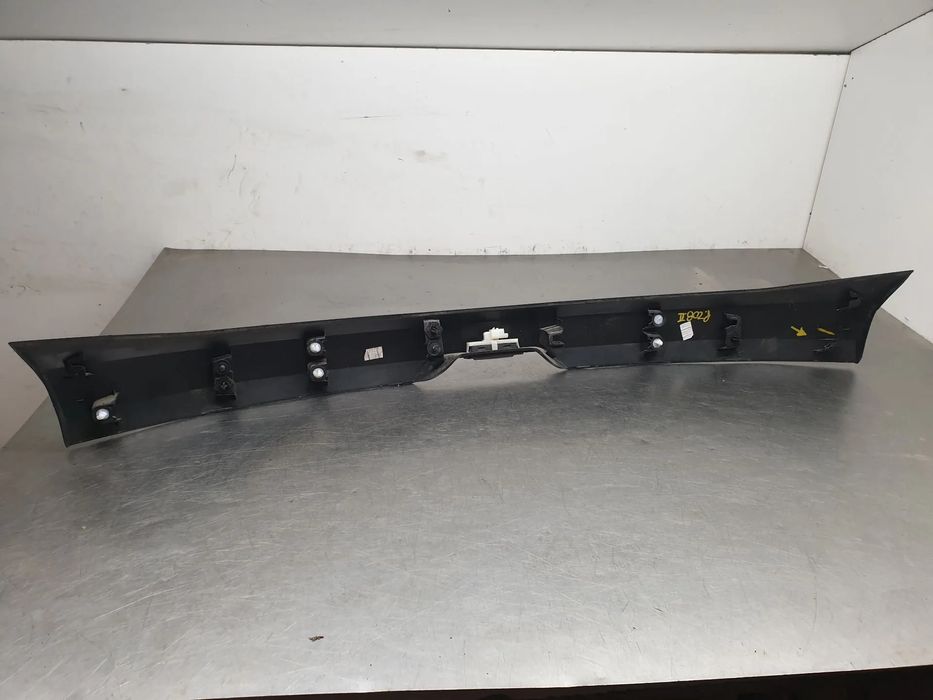 Friso da porta / tampa da mala PEUGEOT 208 II