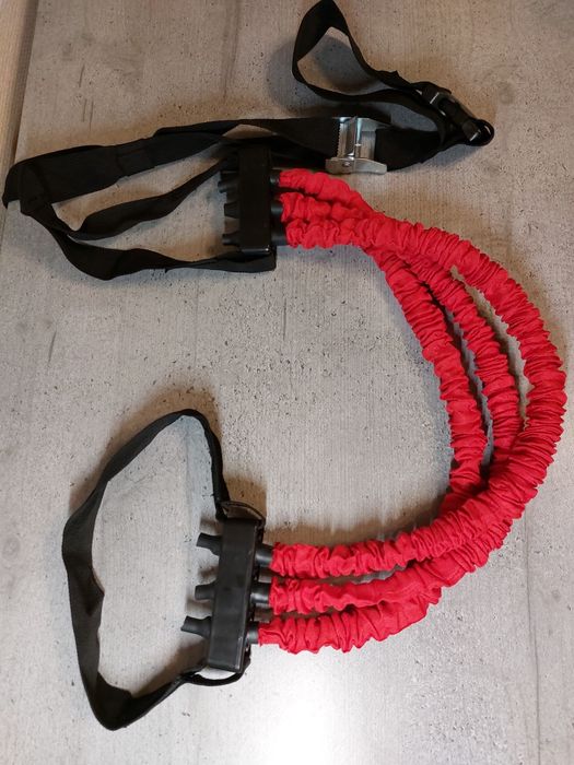 Резинка-тренажер для підтягування на турніку