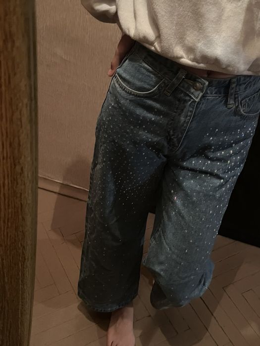 Джинси прикрашені стразами
