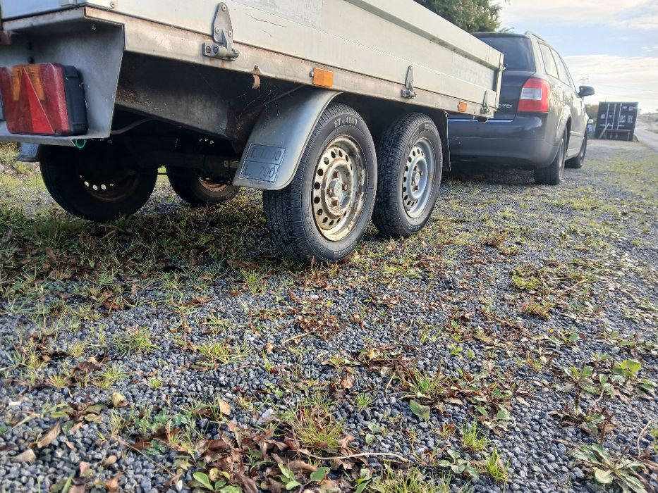Przyczepa samochodowa Variant 1000 kg pod minikoparkę