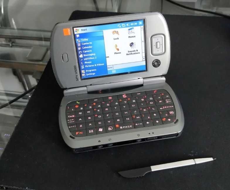 Новый в коробке мобильный телефон - КПК QTEK 9000 HTC UNIVERSAL