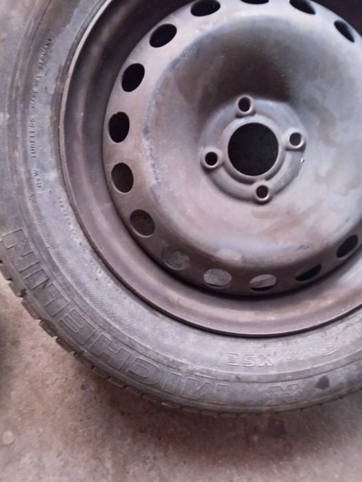 Koła 15 zdjęte że scenica 2