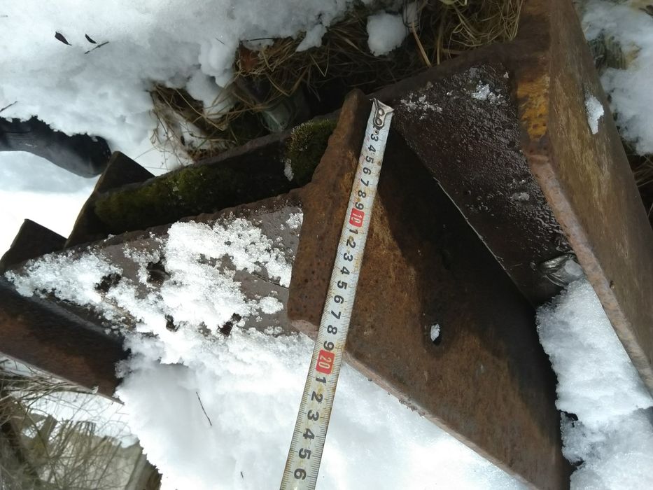 Балка двотаврова 60