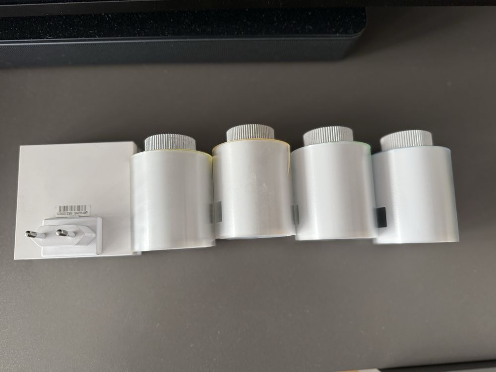 Netatmo bramka i 4 glowice, termostaty homekit
