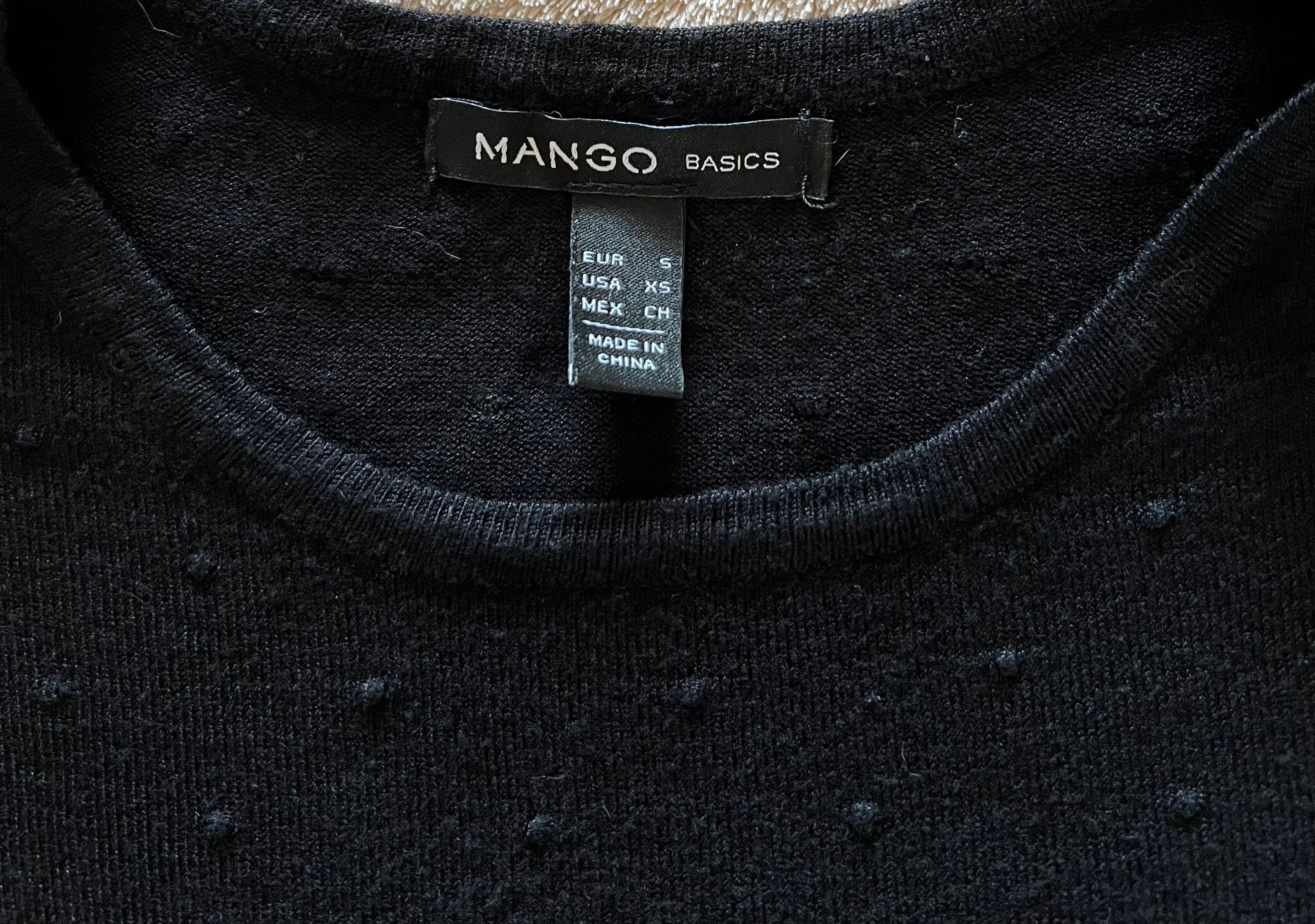 Трикотажная чорна сукня MANGO