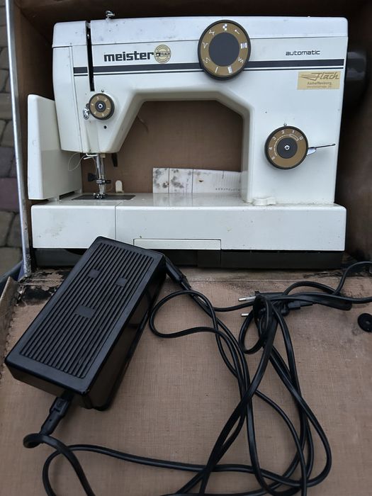 Швейна машинка електро