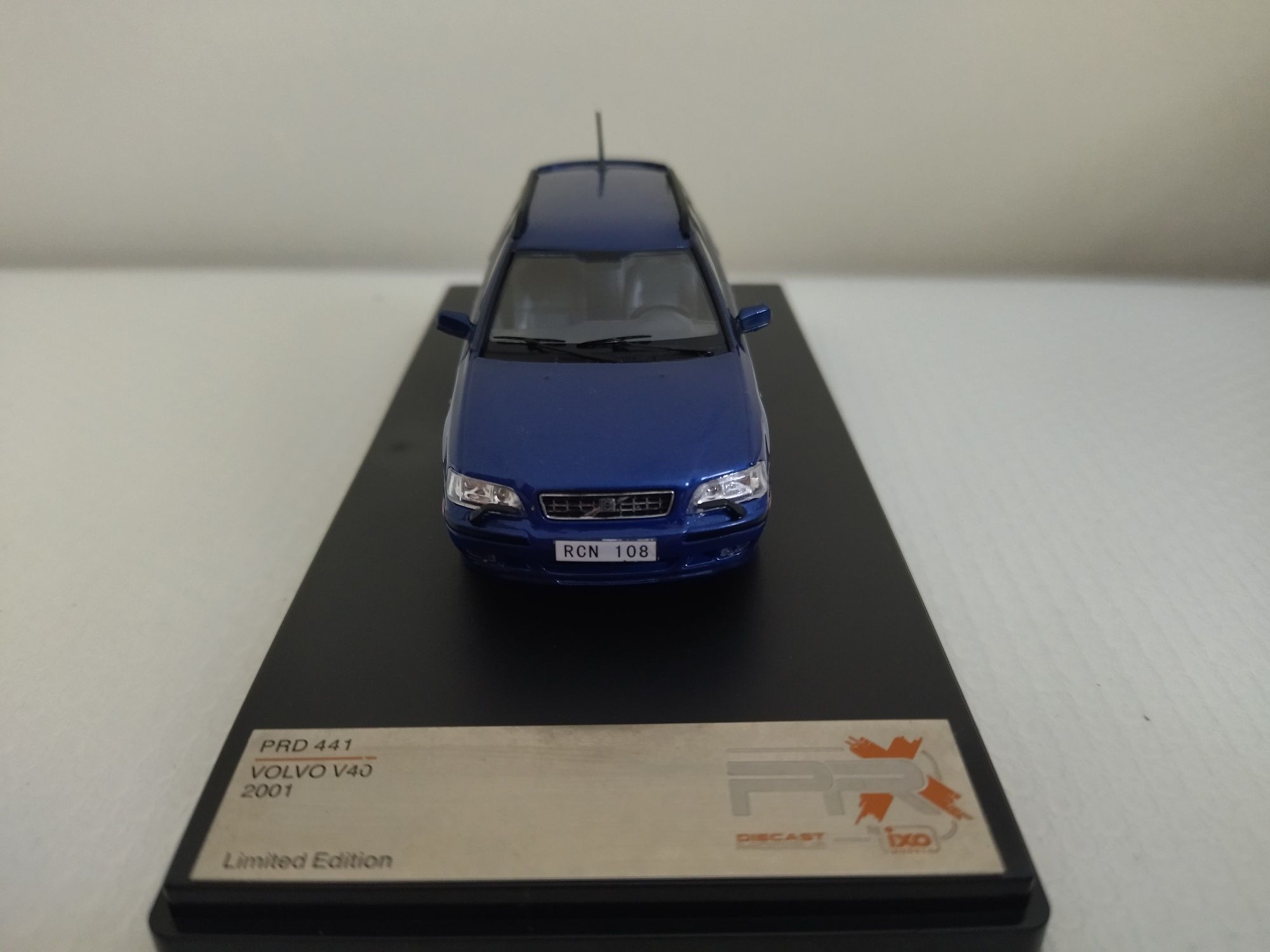 Miniatura Volvo V40 Edição Limitada 1/43 Nova