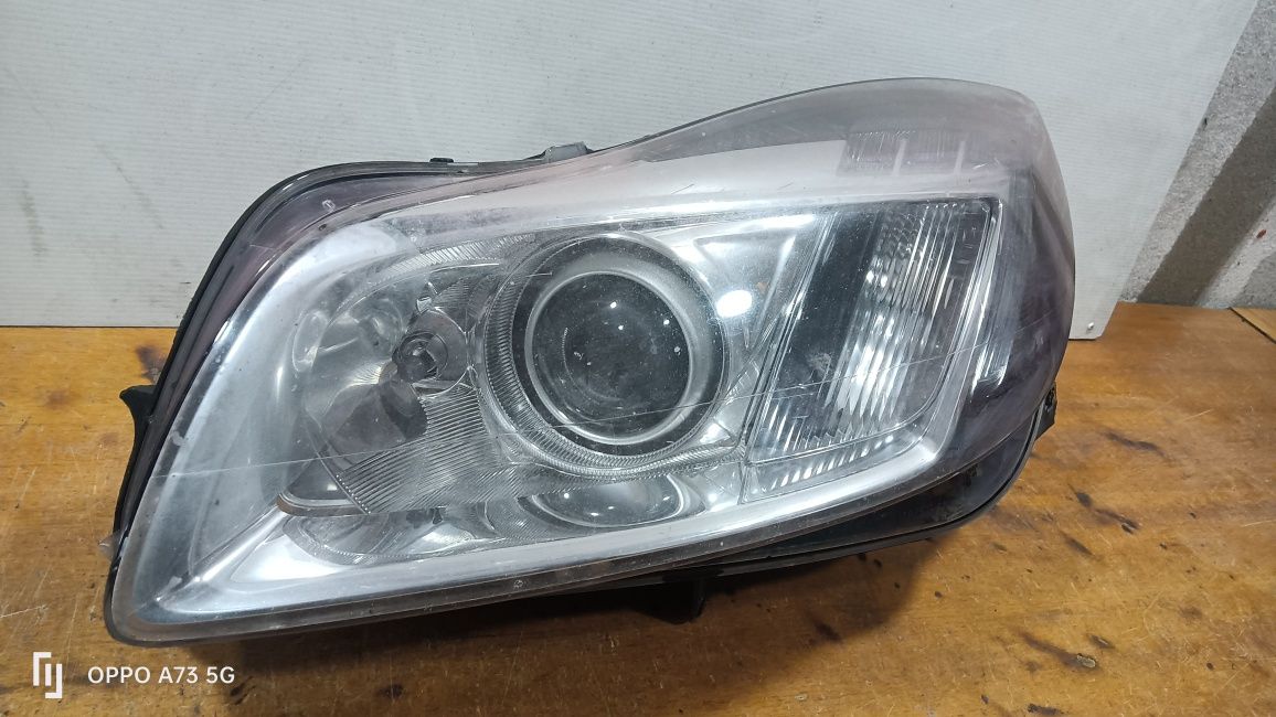 Farol Opel Insignia ótica xenon 2009