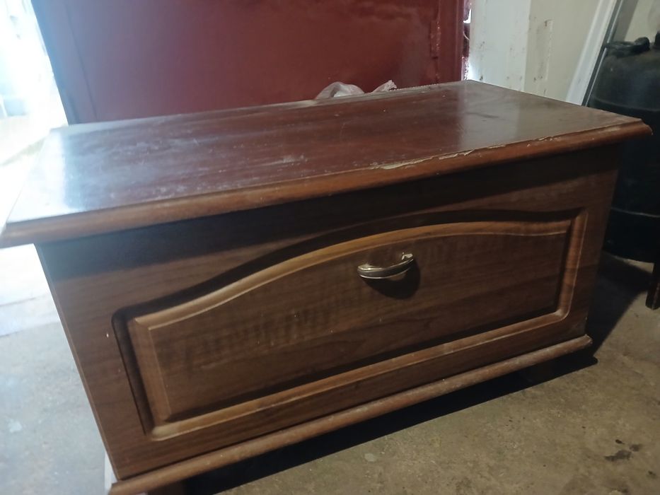 Віддам даром тумбу