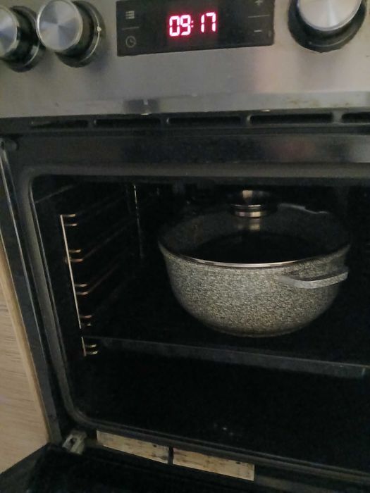 Kuchenka gazowo-elektryczna Beko FSM52335DXDS