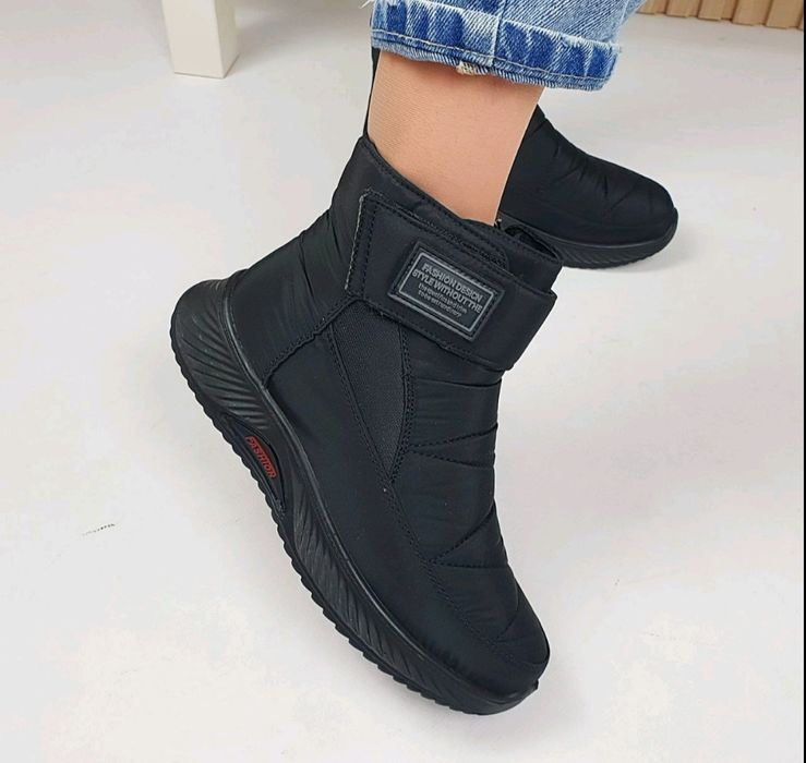 Жіночі черевики зимові чорні