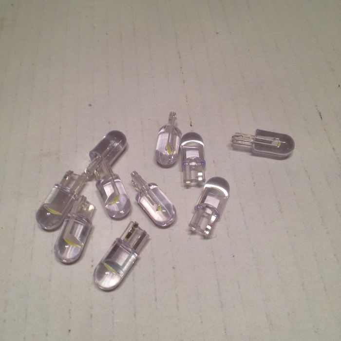 10 ШТ W5W/194/T10 білі світлодіодні (ЛЕД, LED) автомобільні лампи