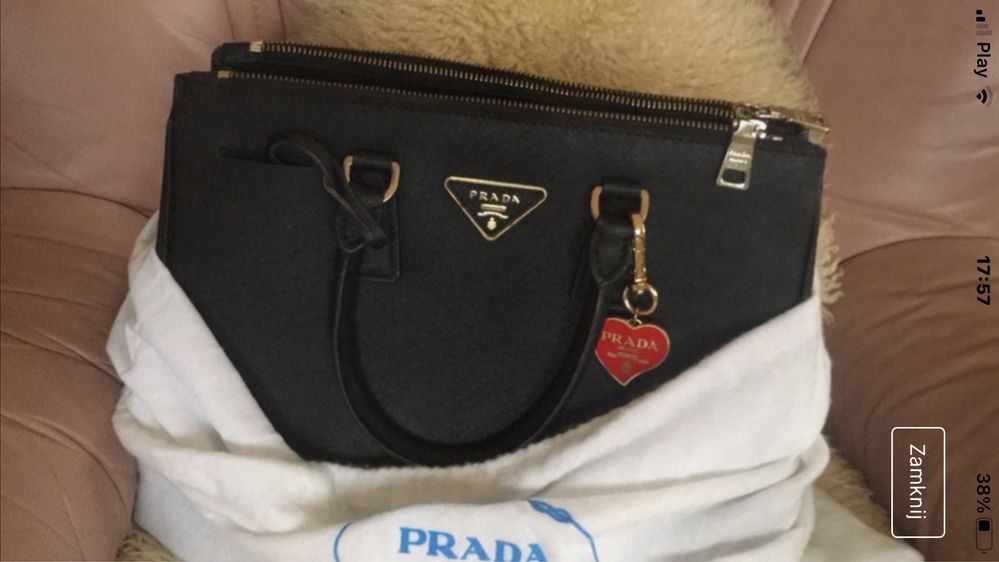 Prada kuferek torebka